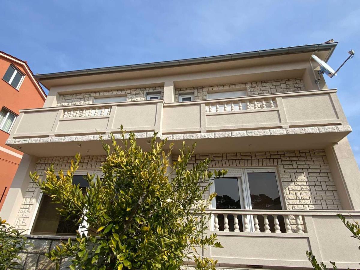 Apartman Branka Rab Town Exterior foto