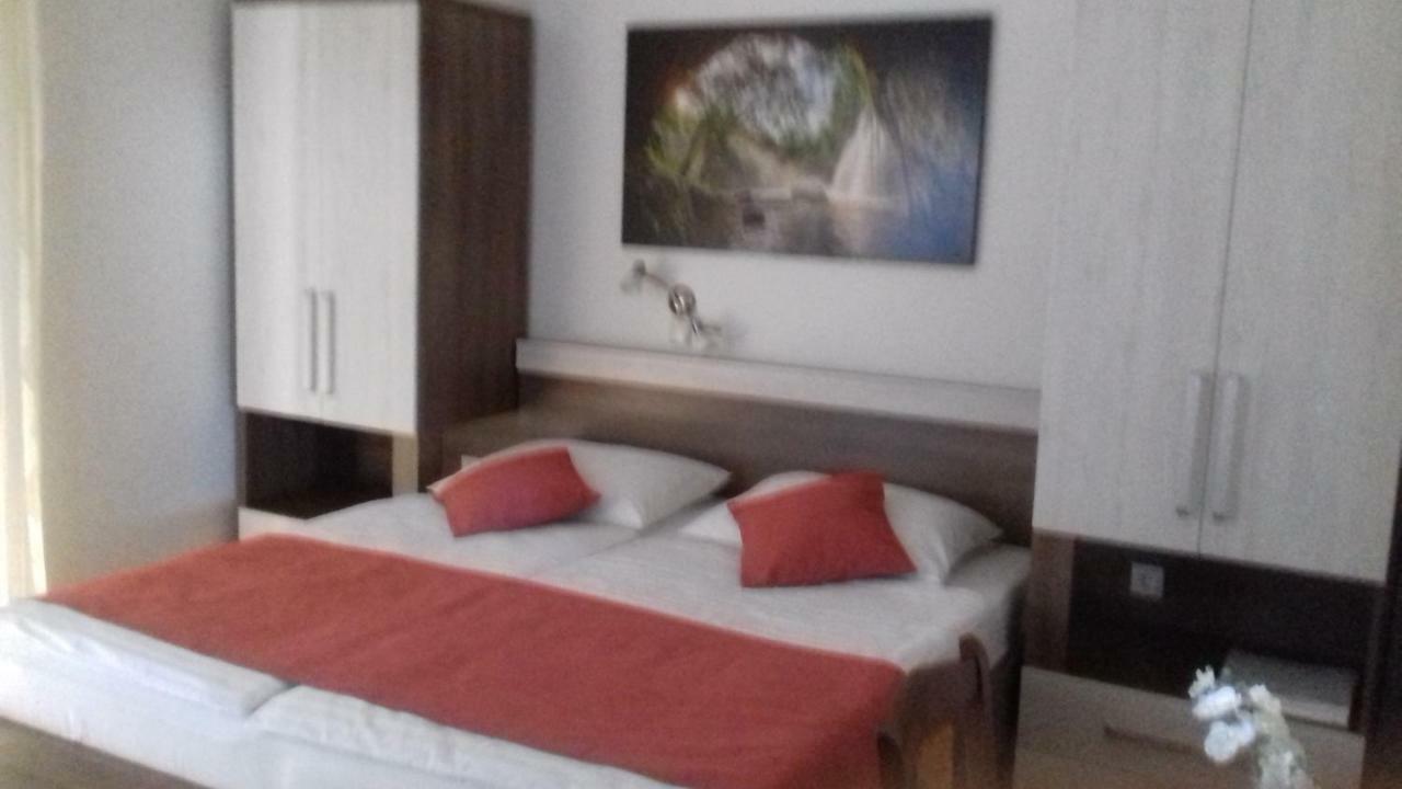 Apartman Branka Rab Town Exterior foto
